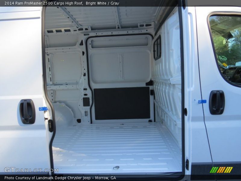  2014 ProMaster 2500 Cargo High Roof Trunk