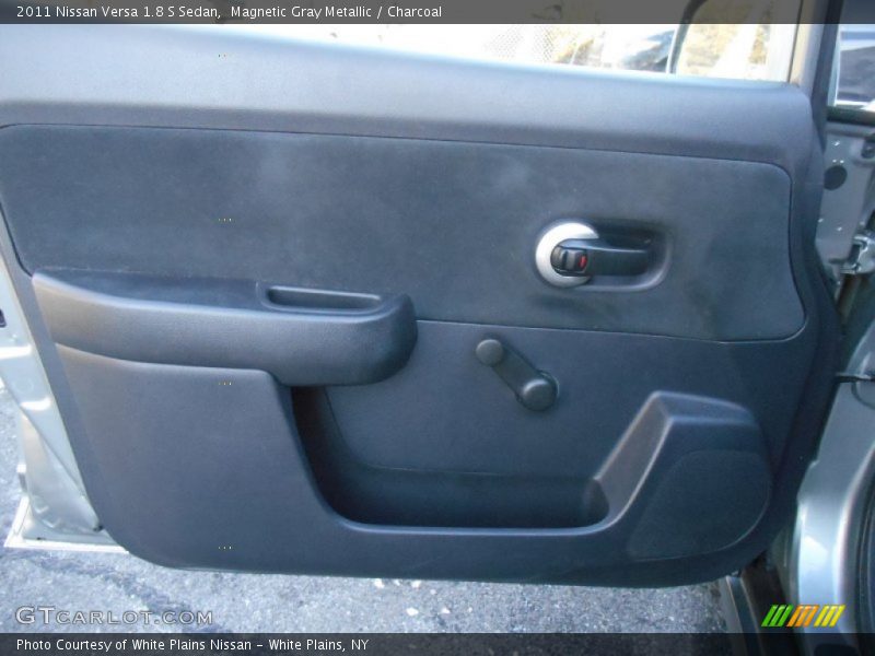 Magnetic Gray Metallic / Charcoal 2011 Nissan Versa 1.8 S Sedan