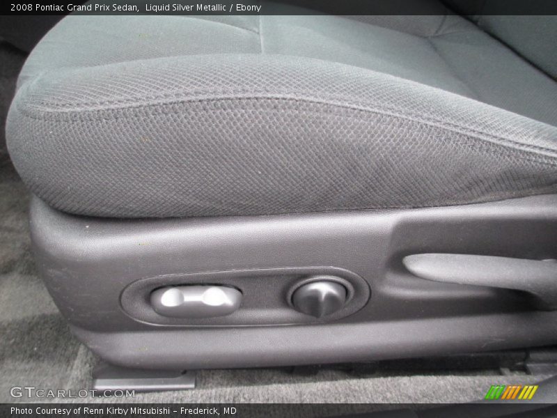 Liquid Silver Metallic / Ebony 2008 Pontiac Grand Prix Sedan