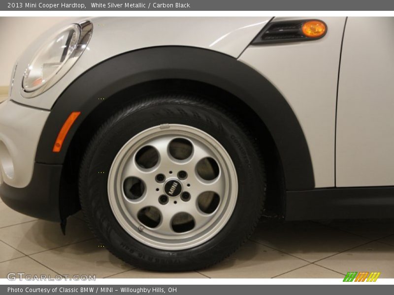 White Silver Metallic / Carbon Black 2013 Mini Cooper Hardtop