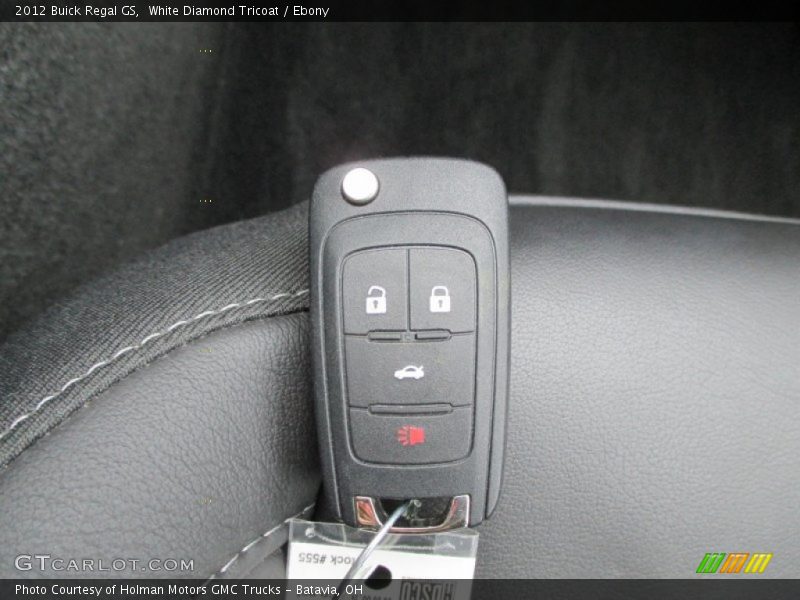White Diamond Tricoat / Ebony 2012 Buick Regal GS