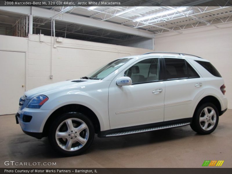 Arctic White / Macadamia 2008 Mercedes-Benz ML 320 CDI 4Matic