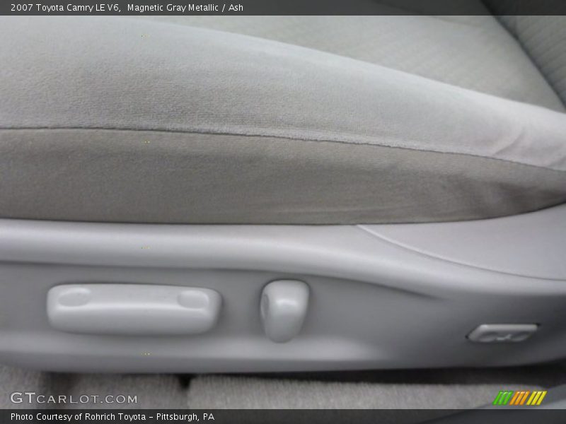 Magnetic Gray Metallic / Ash 2007 Toyota Camry LE V6