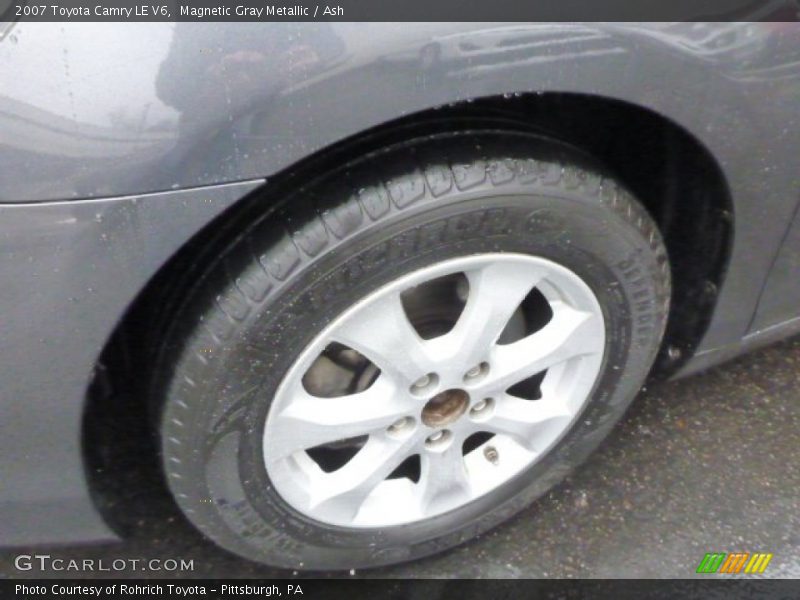 Magnetic Gray Metallic / Ash 2007 Toyota Camry LE V6