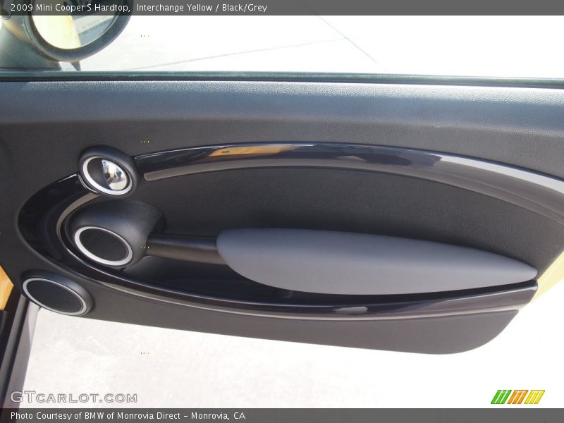 Interchange Yellow / Black/Grey 2009 Mini Cooper S Hardtop