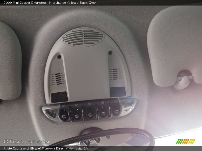 Interchange Yellow / Black/Grey 2009 Mini Cooper S Hardtop
