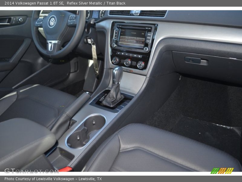 Reflex Silver Metallic / Titan Black 2014 Volkswagen Passat 1.8T SE