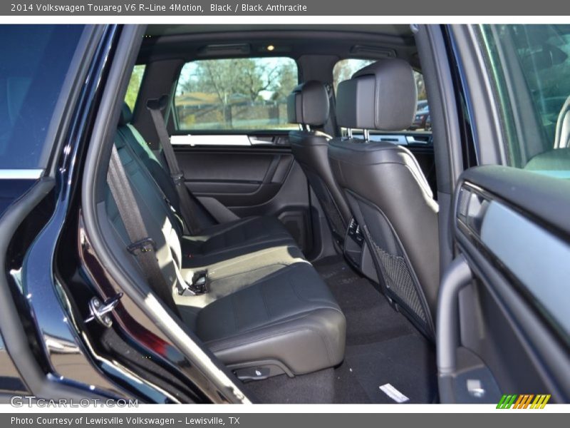 Rear Seat of 2014 Touareg V6 R-Line 4Motion