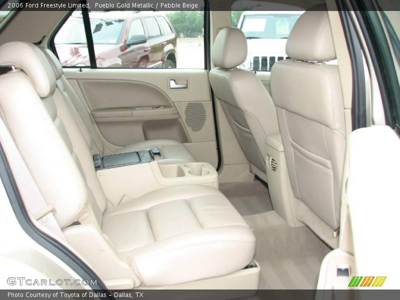Pueblo Gold Metallic / Pebble Beige 2006 Ford Freestyle Limited