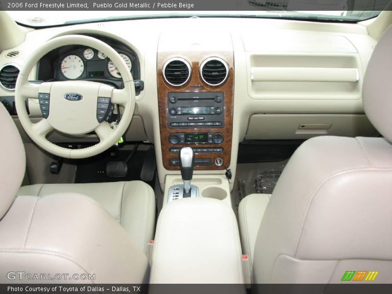 Pueblo Gold Metallic / Pebble Beige 2006 Ford Freestyle Limited