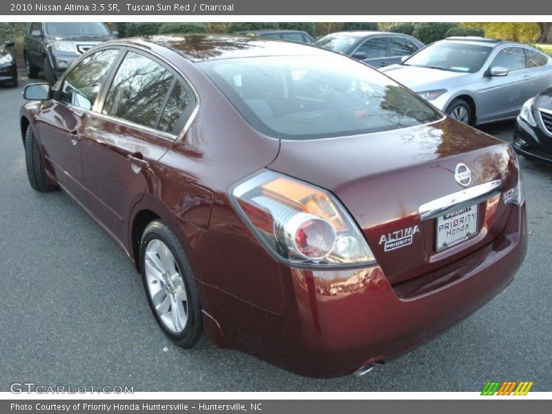 Tuscan Sun Red / Charcoal 2010 Nissan Altima 3.5 SR