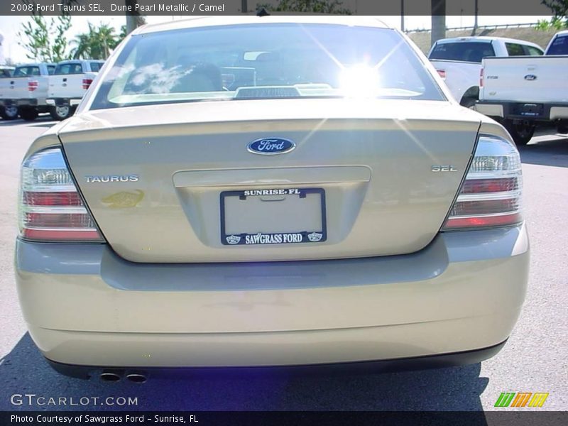 Dune Pearl Metallic / Camel 2008 Ford Taurus SEL