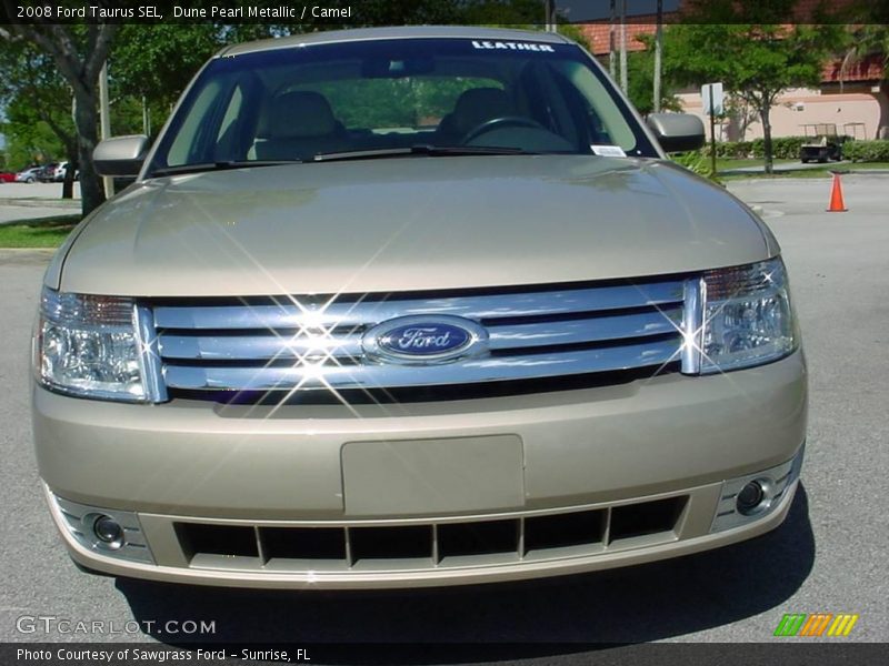 Dune Pearl Metallic / Camel 2008 Ford Taurus SEL