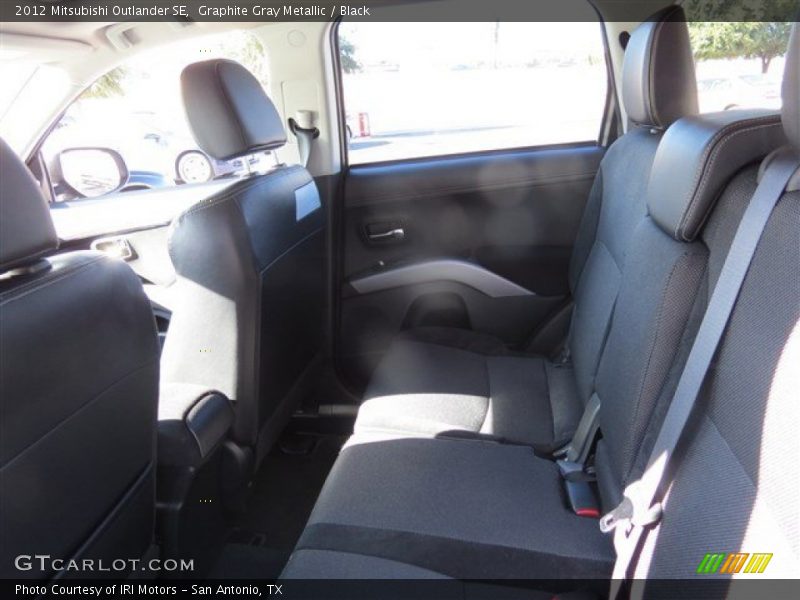 Graphite Gray Metallic / Black 2012 Mitsubishi Outlander SE