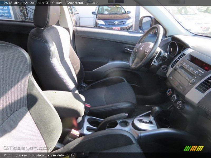 Graphite Gray Metallic / Black 2012 Mitsubishi Outlander SE