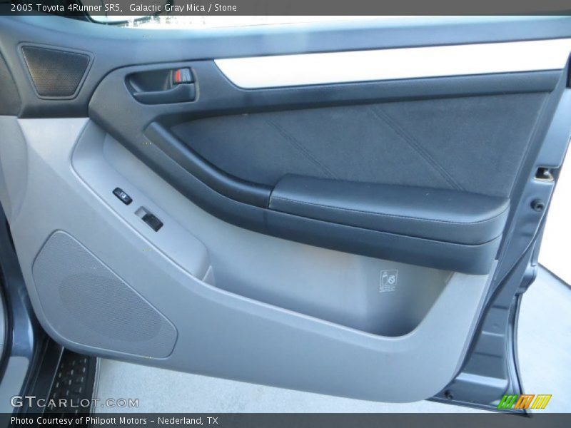 Galactic Gray Mica / Stone 2005 Toyota 4Runner SR5