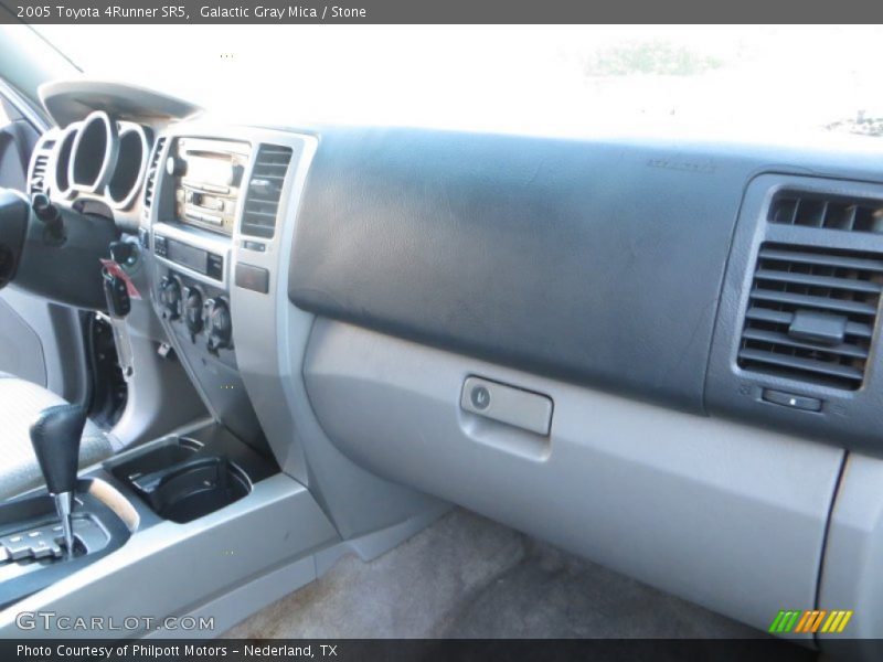 Galactic Gray Mica / Stone 2005 Toyota 4Runner SR5