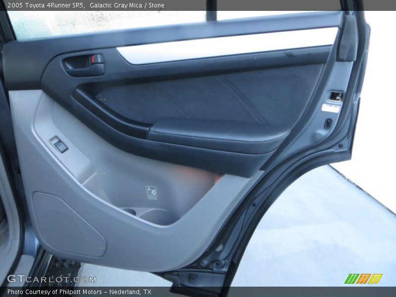Galactic Gray Mica / Stone 2005 Toyota 4Runner SR5
