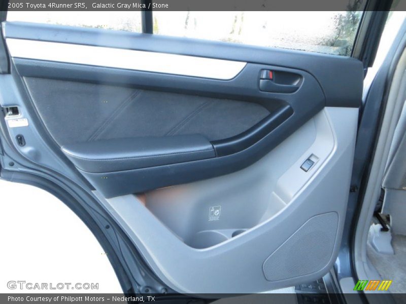 Galactic Gray Mica / Stone 2005 Toyota 4Runner SR5