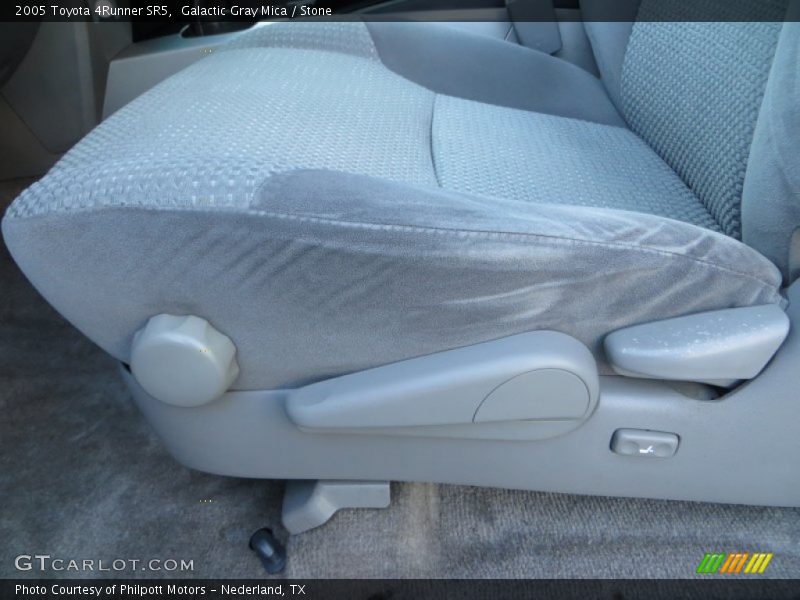 Galactic Gray Mica / Stone 2005 Toyota 4Runner SR5