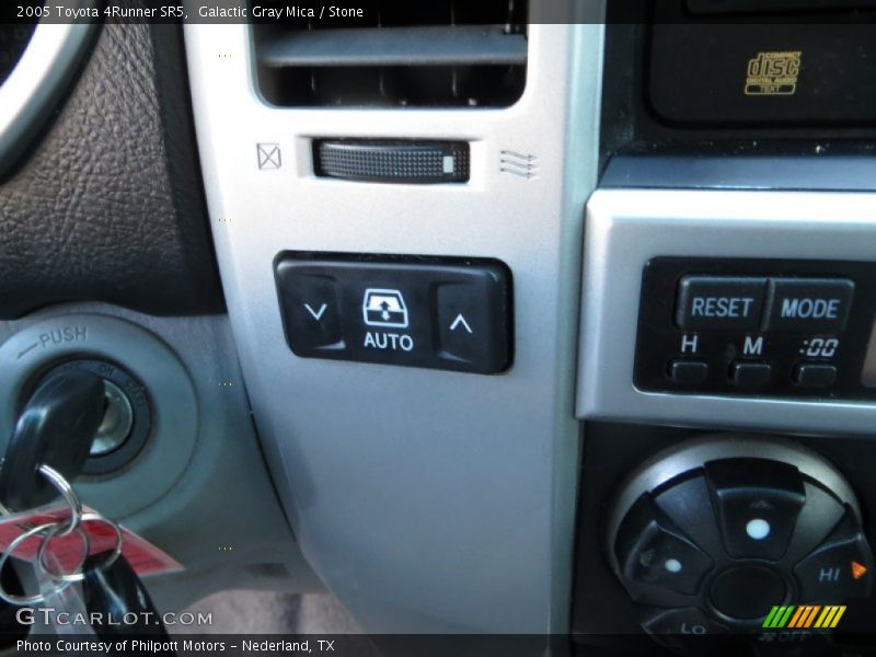 Galactic Gray Mica / Stone 2005 Toyota 4Runner SR5