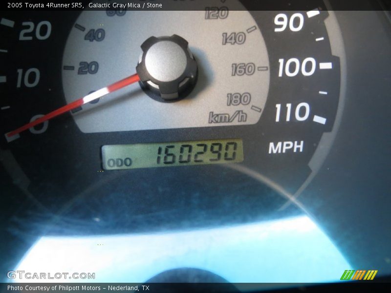 Galactic Gray Mica / Stone 2005 Toyota 4Runner SR5