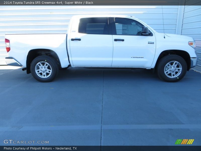 Super White / Black 2014 Toyota Tundra SR5 Crewmax 4x4