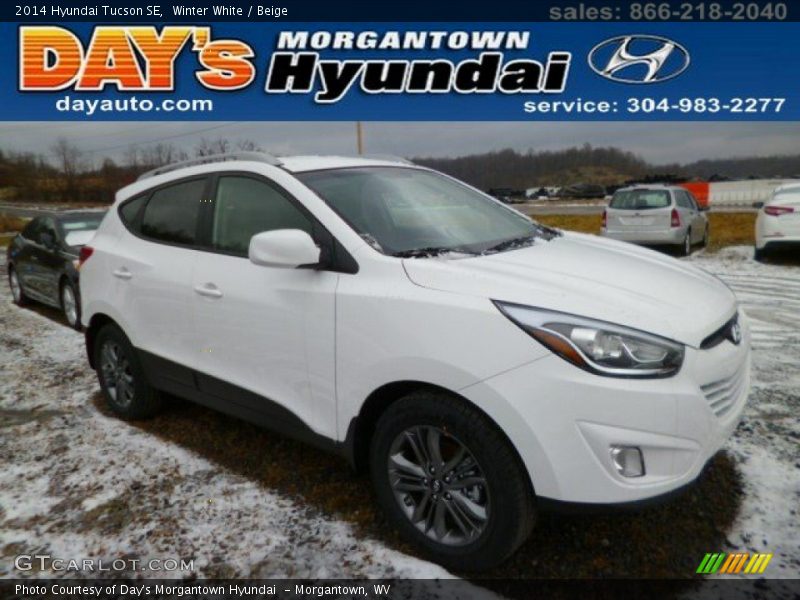 Winter White / Beige 2014 Hyundai Tucson SE