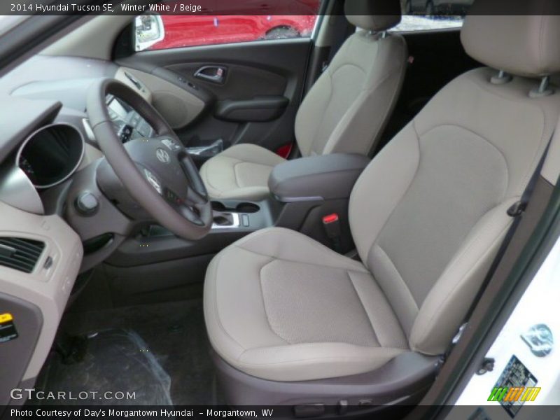 Winter White / Beige 2014 Hyundai Tucson SE