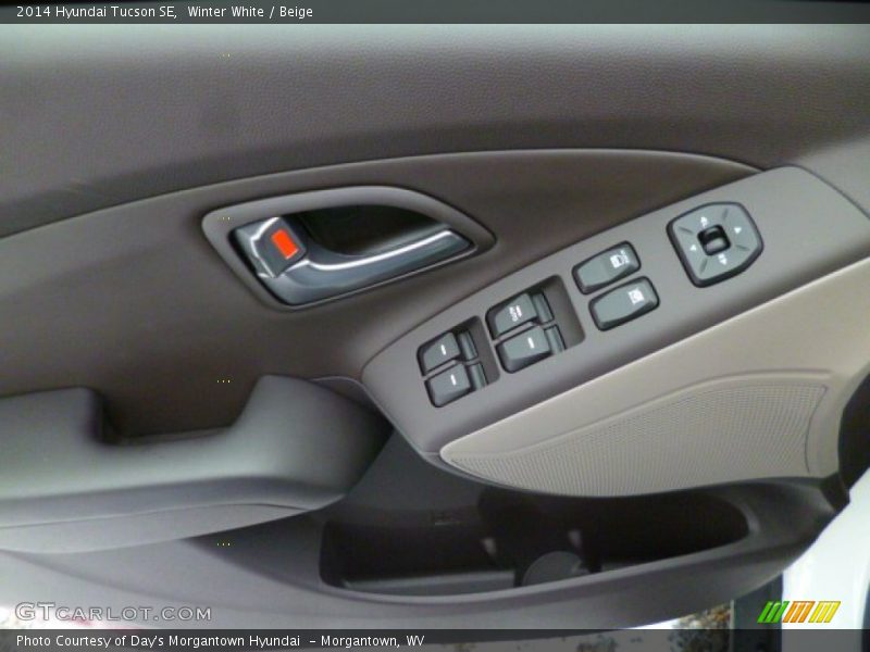Winter White / Beige 2014 Hyundai Tucson SE