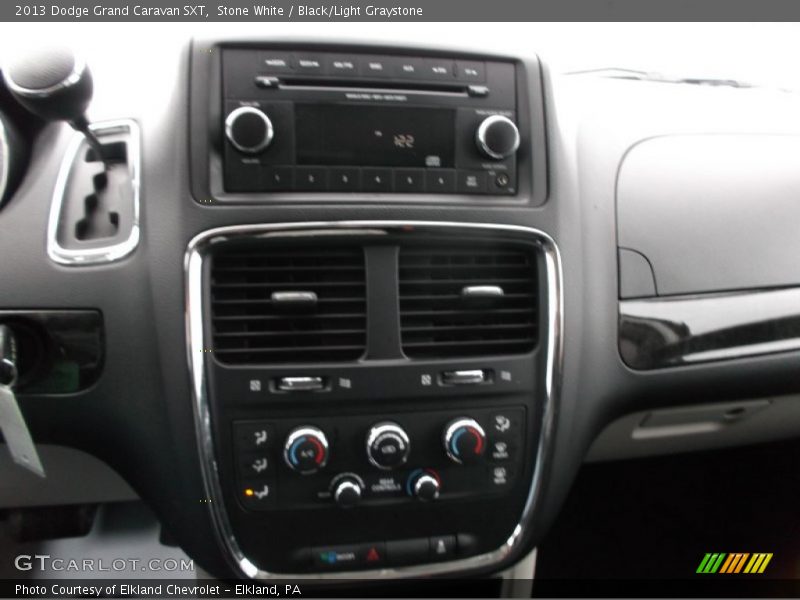 Stone White / Black/Light Graystone 2013 Dodge Grand Caravan SXT