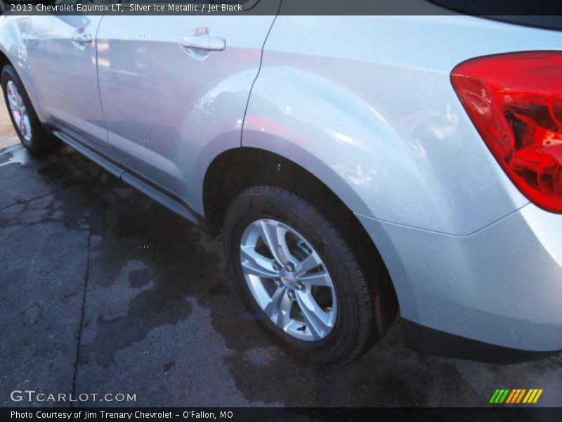 Silver Ice Metallic / Jet Black 2013 Chevrolet Equinox LT