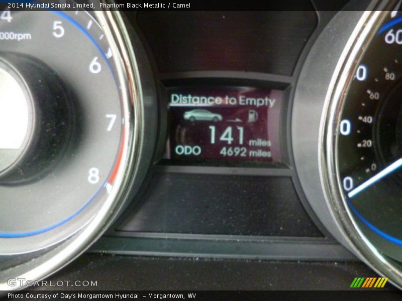 Phantom Black Metallic / Camel 2014 Hyundai Sonata Limited