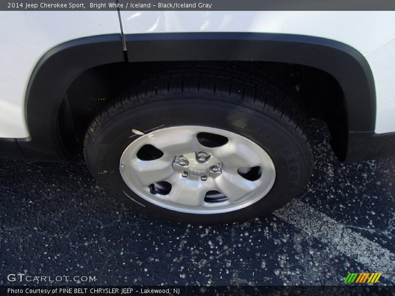 Bright White / Iceland - Black/Iceland Gray 2014 Jeep Cherokee Sport