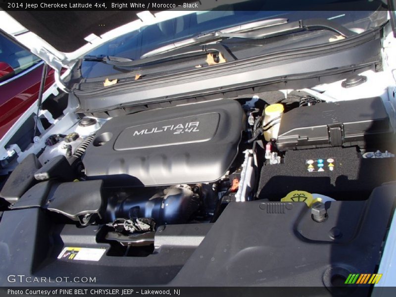 Bright White / Morocco - Black 2014 Jeep Cherokee Latitude 4x4
