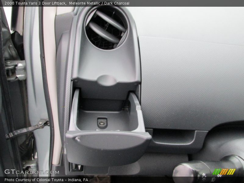 Meteorite Metallic / Dark Charcoal 2008 Toyota Yaris 3 Door Liftback