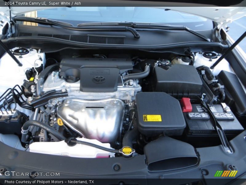 Super White / Ash 2014 Toyota Camry LE
