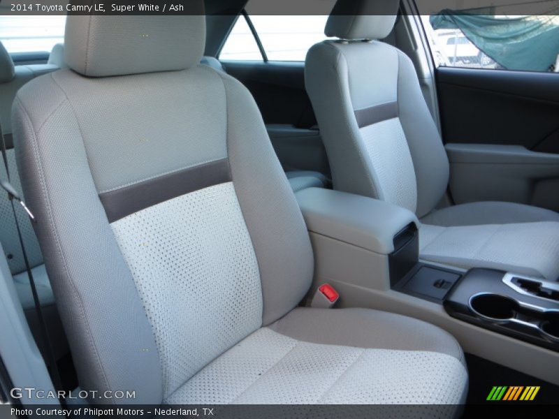 Super White / Ash 2014 Toyota Camry LE