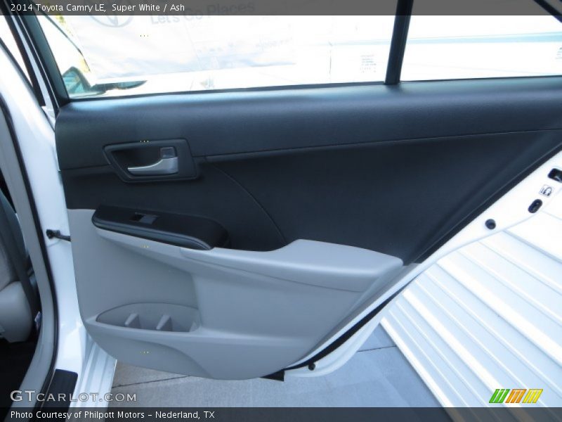 Super White / Ash 2014 Toyota Camry LE
