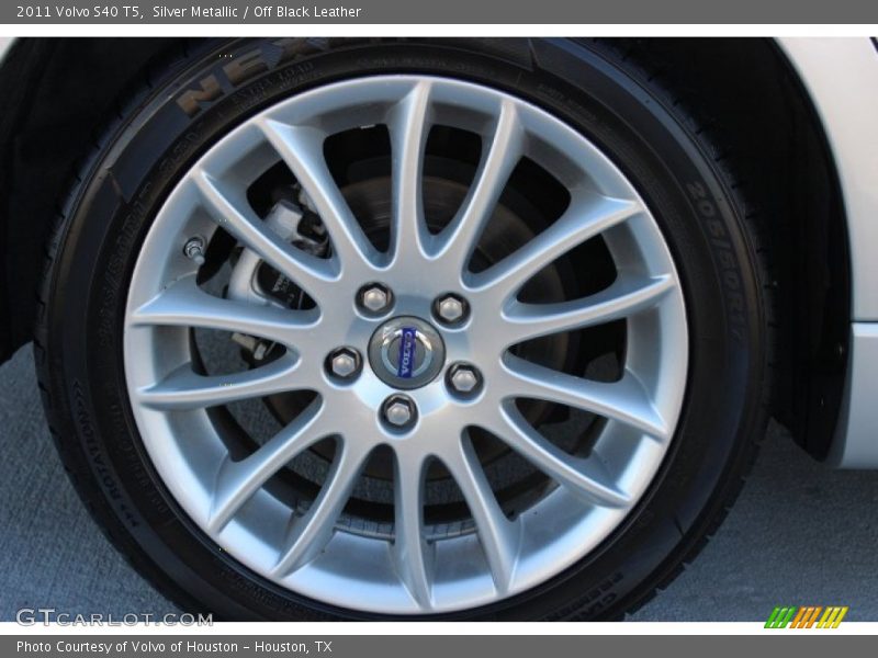 Silver Metallic / Off Black Leather 2011 Volvo S40 T5
