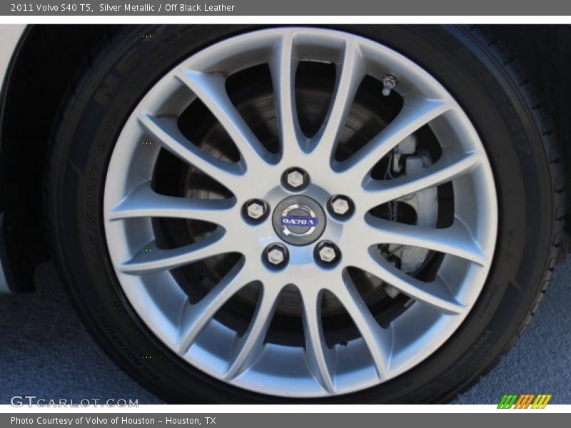 Silver Metallic / Off Black Leather 2011 Volvo S40 T5