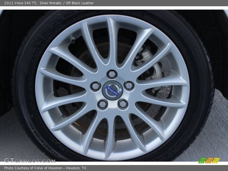 Silver Metallic / Off Black Leather 2011 Volvo S40 T5