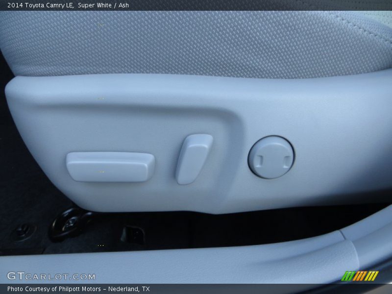 Super White / Ash 2014 Toyota Camry LE