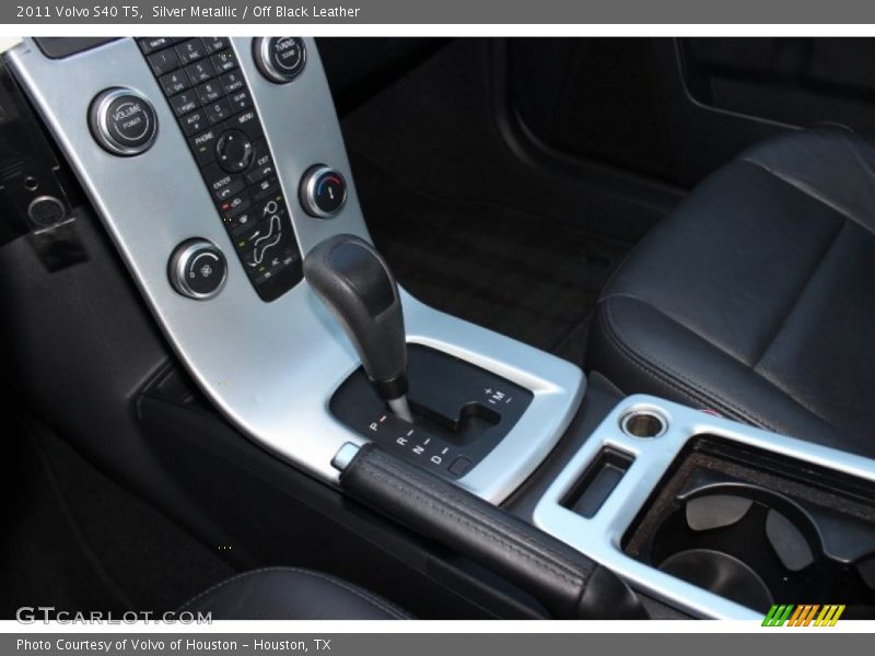 Silver Metallic / Off Black Leather 2011 Volvo S40 T5