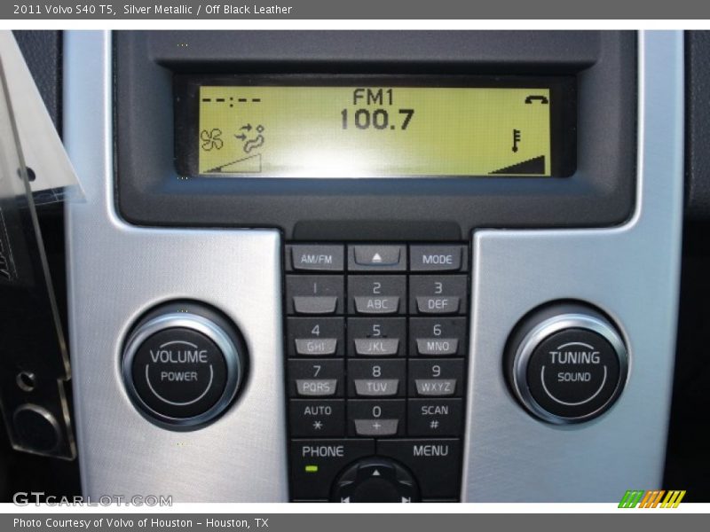 Silver Metallic / Off Black Leather 2011 Volvo S40 T5