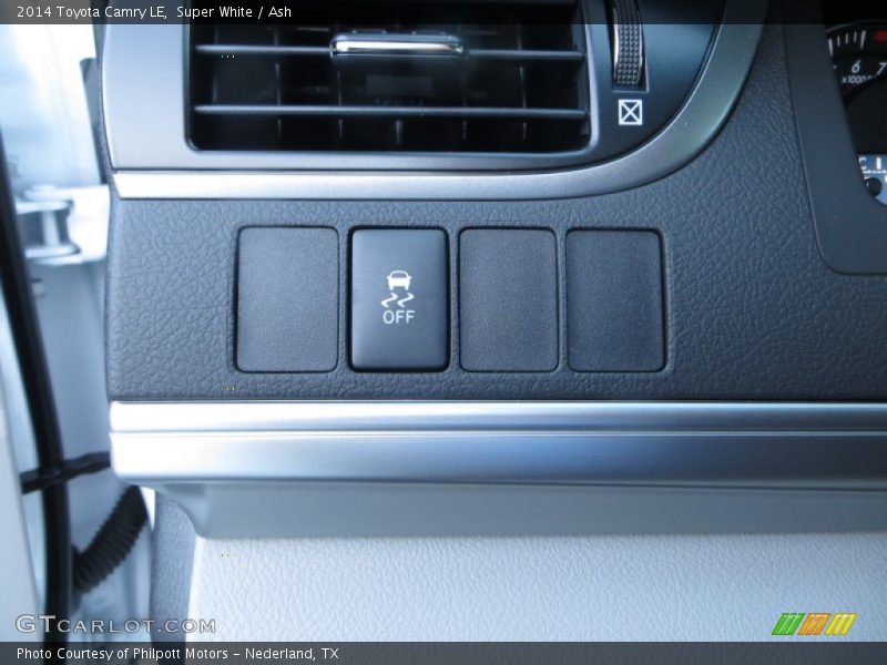 Super White / Ash 2014 Toyota Camry LE