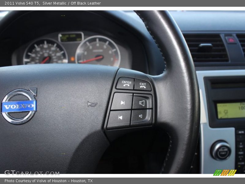 Silver Metallic / Off Black Leather 2011 Volvo S40 T5