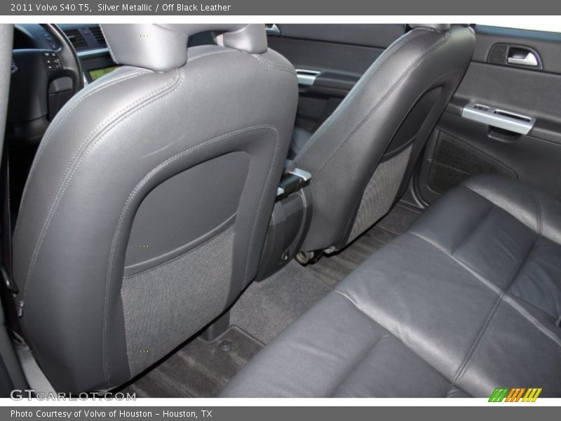 Silver Metallic / Off Black Leather 2011 Volvo S40 T5
