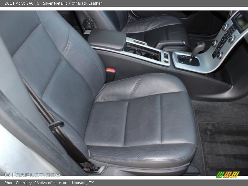 Silver Metallic / Off Black Leather 2011 Volvo S40 T5