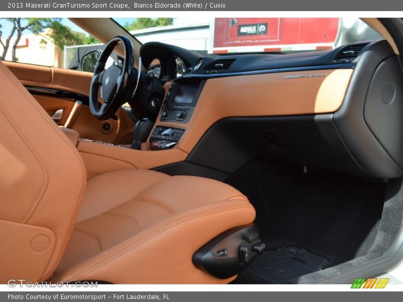 Bianco Eldorado (White) / Cuoio 2013 Maserati GranTurismo Sport Coupe